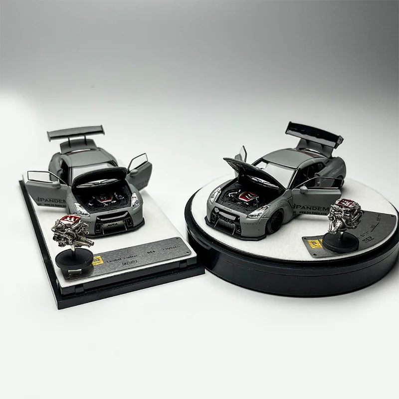 PGM 1:64 Scale GTR R35 Alloy Simulation Car Model Static Collection Decorated Holiday Gifts Toys Souvenir Gift