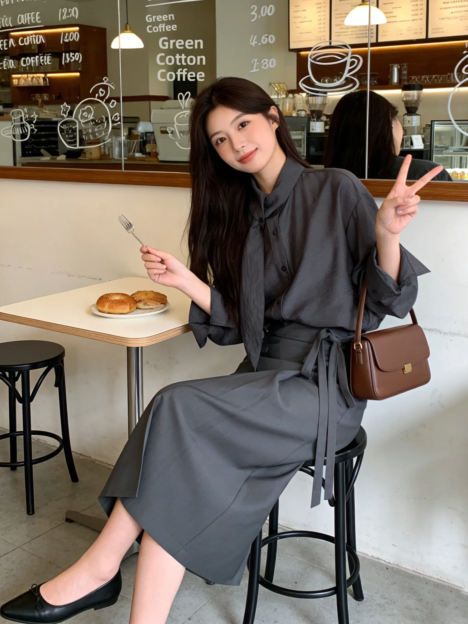 

Korean Style Long Sleeve Scarf Collar Loose Commute Women's Shirt Autumn Design Fashionable Casual Polyester Fiber Top