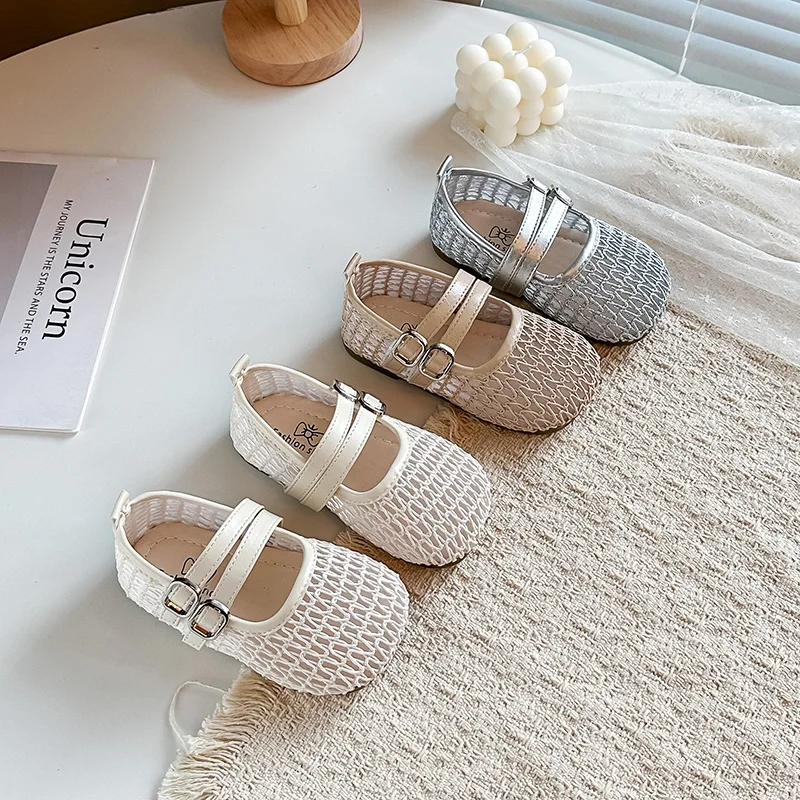 

2026 Spring Summer Girls Royal Princess Shoes Woven Openwork Square Buckle Fashion Breathable Casual Shoes