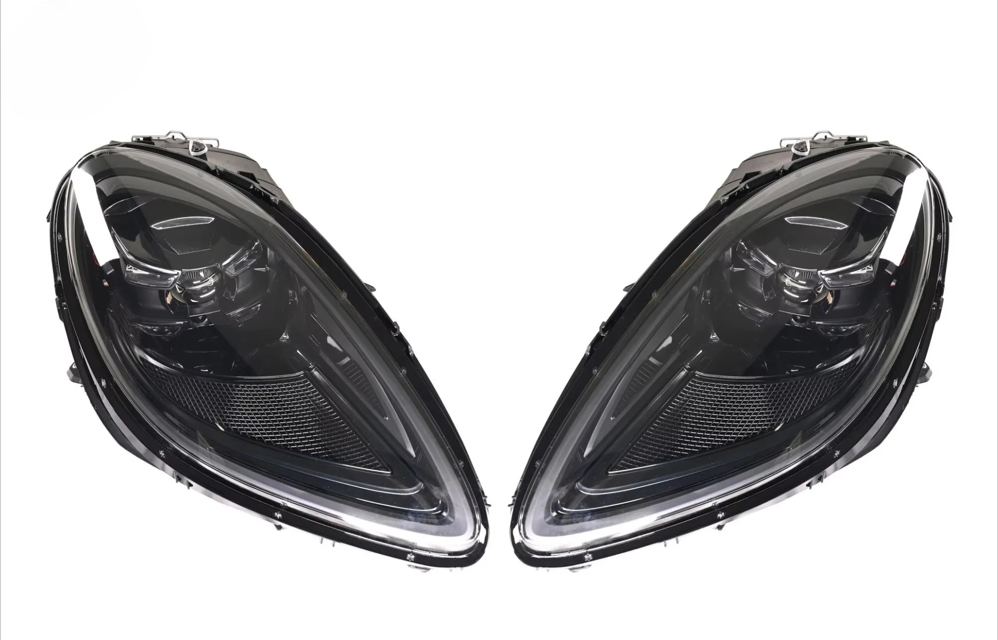 KM for 14-21 Macan 95B Upgrade 2022-up 95B.3 Style matrix PDLS Headlight Headlamp Front Light Plug & Play Replacement