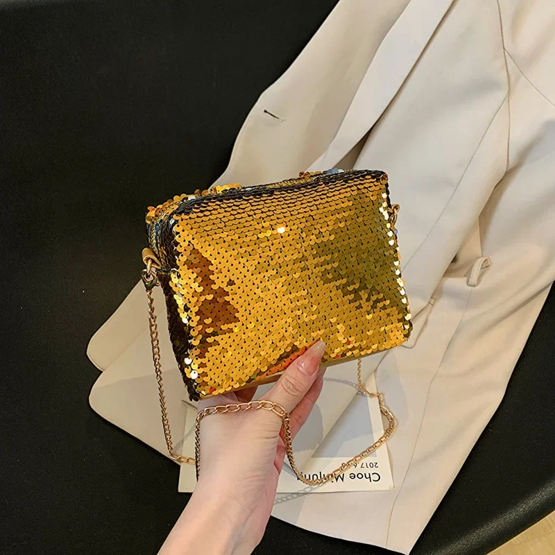 2023 Party Clutch Bags for Women Luxury Ladies Evening Bag Fashion Triangle Wedding Bridal Bag Luxury Designer Handbags Clutches