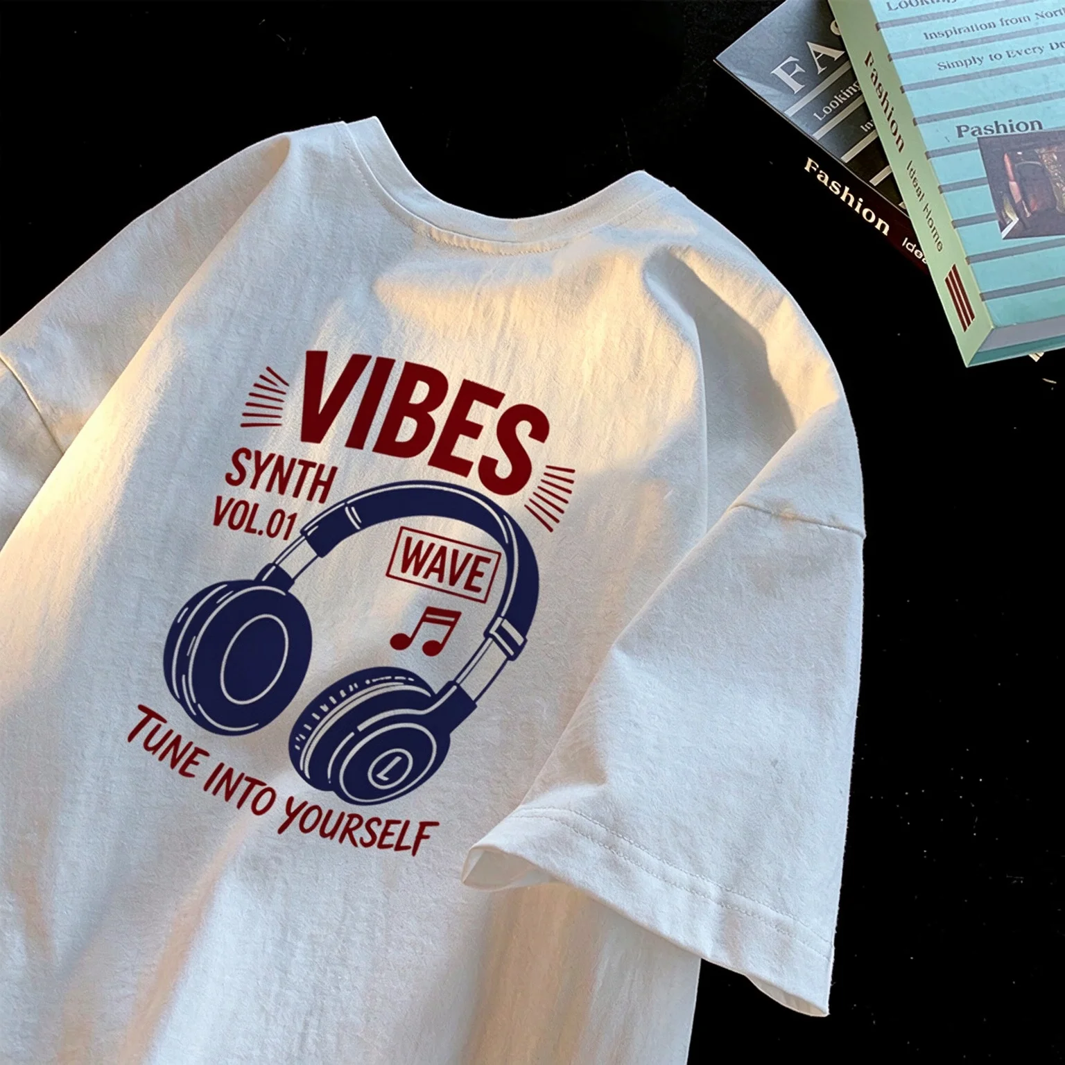 2026 Men Women Vibes Headphones Print T-Shirt Casual Loose Short Sleeve Top Streetwear White Cream Grey Yellow