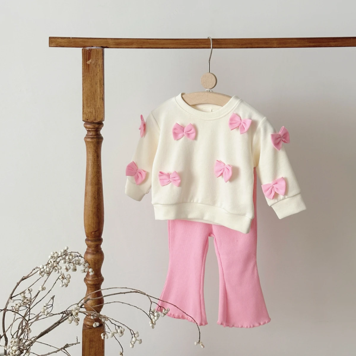 2025 Spring Autumn New Kids Cute Bowknot Long Sleeved Outfit Set Baby Boy Girl Cartoon Casual Tracksuit Pink Flared Pants Suit