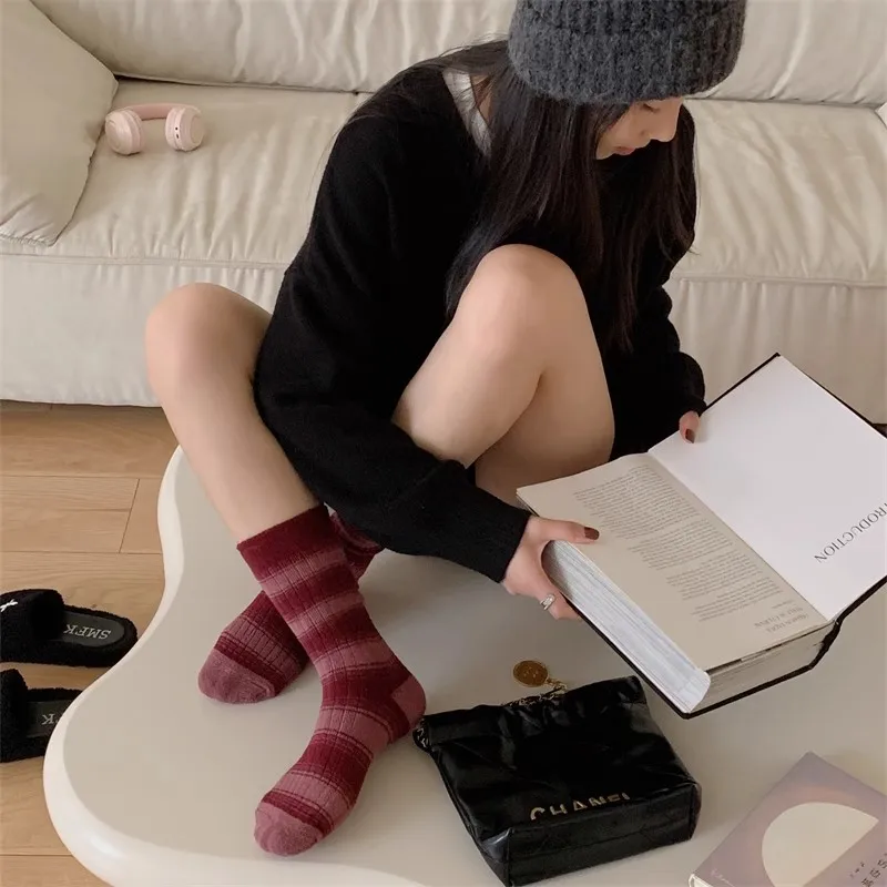 

Носки для пар, зимние толстые носки, унисекс, средние чулки-трубы, полосатые чулки в тон, сохраняющие тепло, для отдыха, один размер подходит всем