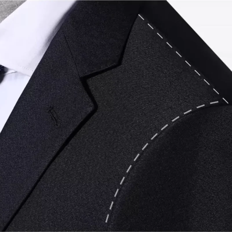 High-end Men\'s Fine Double Buckle Bright Black (suit + Vest + Trousers) Fine Workmanship Suit Business Slim-fit Three-piece Set