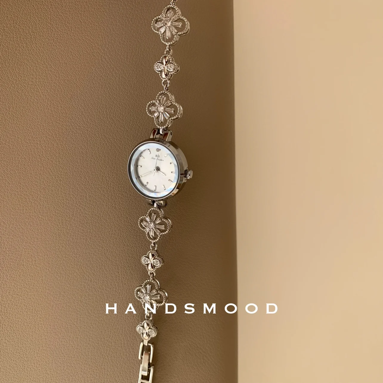 

Оригинальные женские часы, легкие, роскошные, элитные, с бриллиантами, благородная золотая цепочка, кварцевые часы в стиле ретро, женские элегантные женские часы