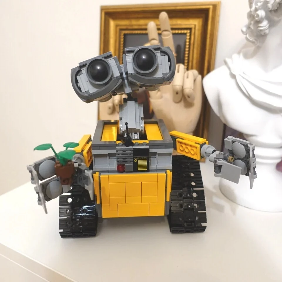 مجموعات مكعبات بناء نموذج الفيلم الكلاسيكي Wall-E متوافقة مع جزيئات Lego مناسبة لهدايا عيد الميلاد 21303 #2