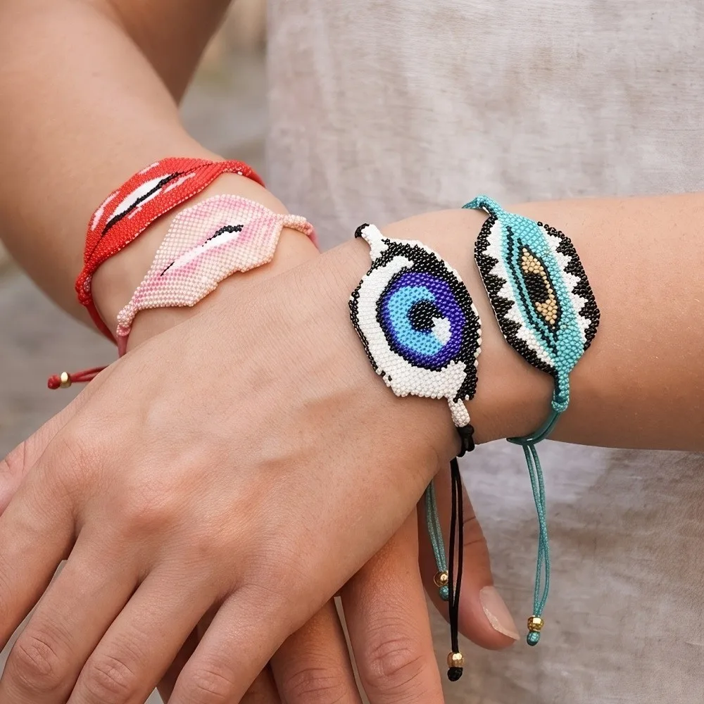 Sweet Adjustable Beaded Bracelet Vintage Fashion Demon Eyes Hand Chain Exquisite Aesthetic Lip Biting Bangle Women
