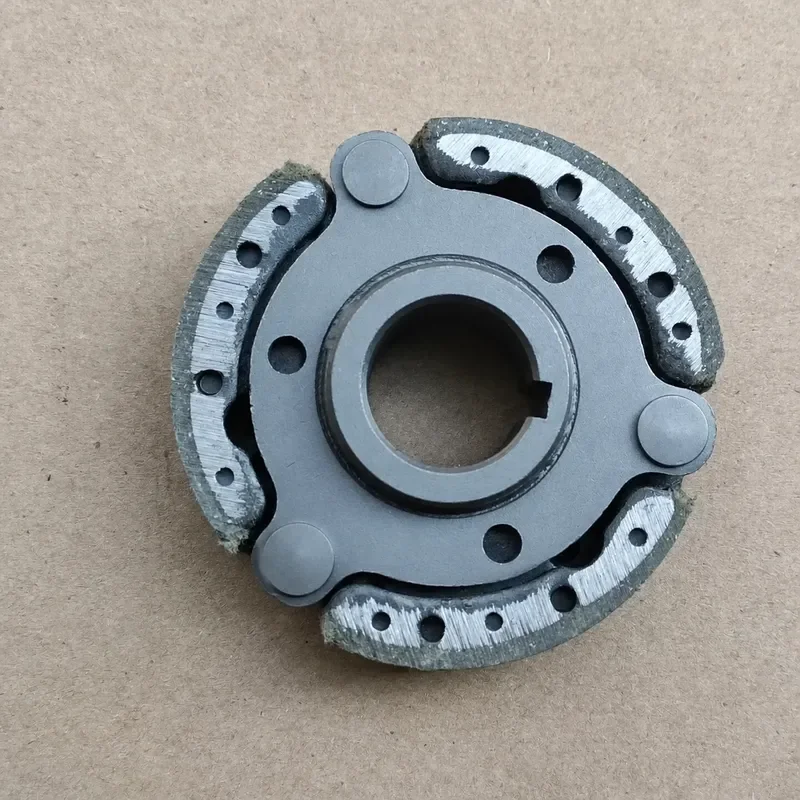 Chongqing Zongshen NH130 NP150 clutch cover clutch core size drum 22 flat keys, taper hole original factory