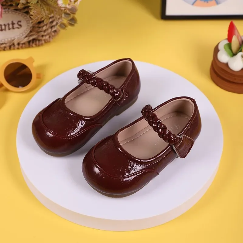 

Toddler Kids Walking Shoes Toes Capped Baby Flat Shoes Soft Sole Non-slip 2025 New Fashion Girls Princess Shoes Trend Size 16-30