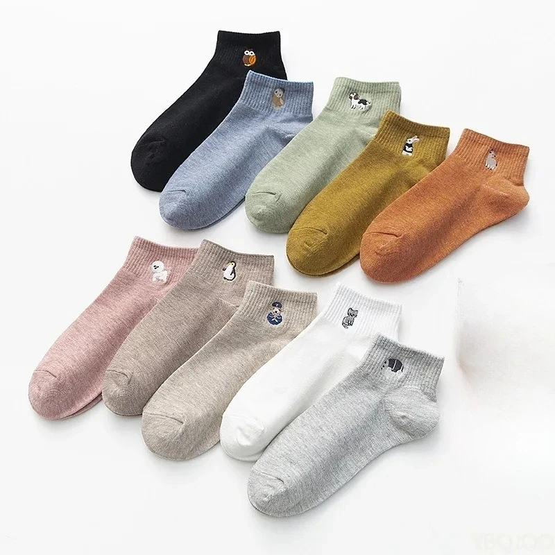 10 pairs Women's Spring Autumn Thin Fashion Versatile Short Socks Cute Cartoon Middle Socks Casual Comfortable Women's Socks