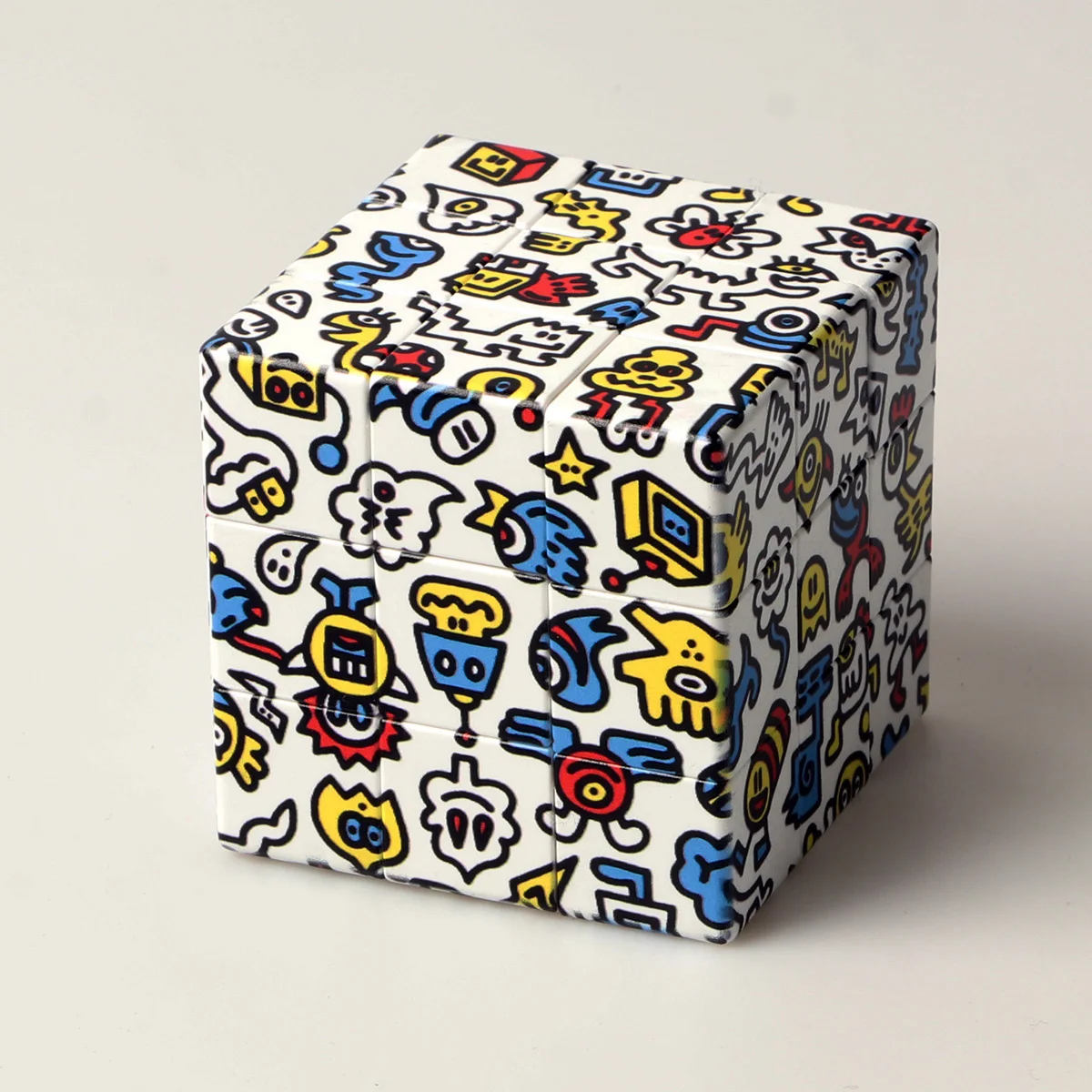 Magic Cube 3x3x3 Cartoon Alien graffiti UV Fun Stress Relief Puzzle Professional Smooth Speed Game Children's Toys Gifts