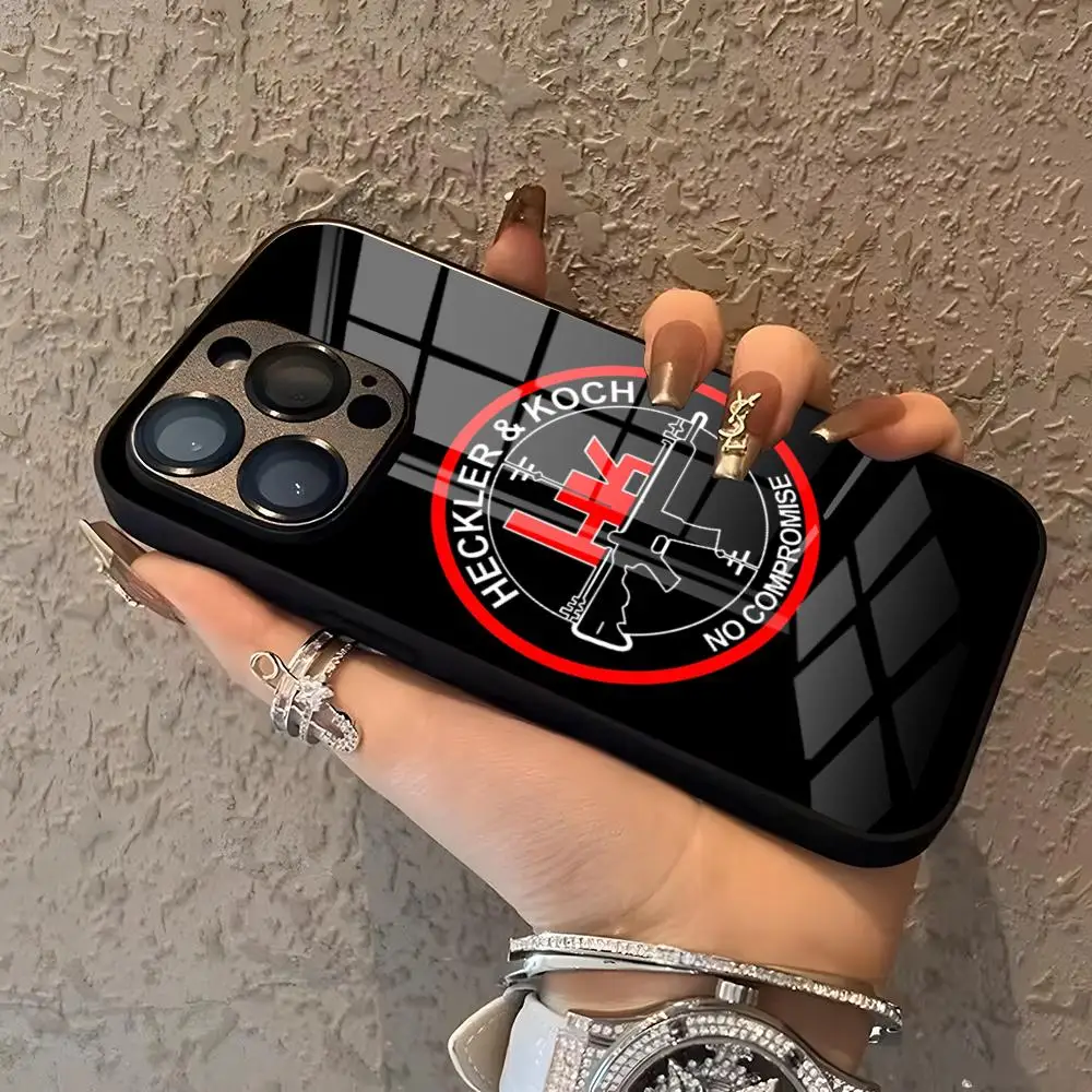Heckler Koch Handyhülle für iPhone 16 15 14 Pro 11 13 12 Mini XS XR Max Plus SE Glas Luxus Design Cove