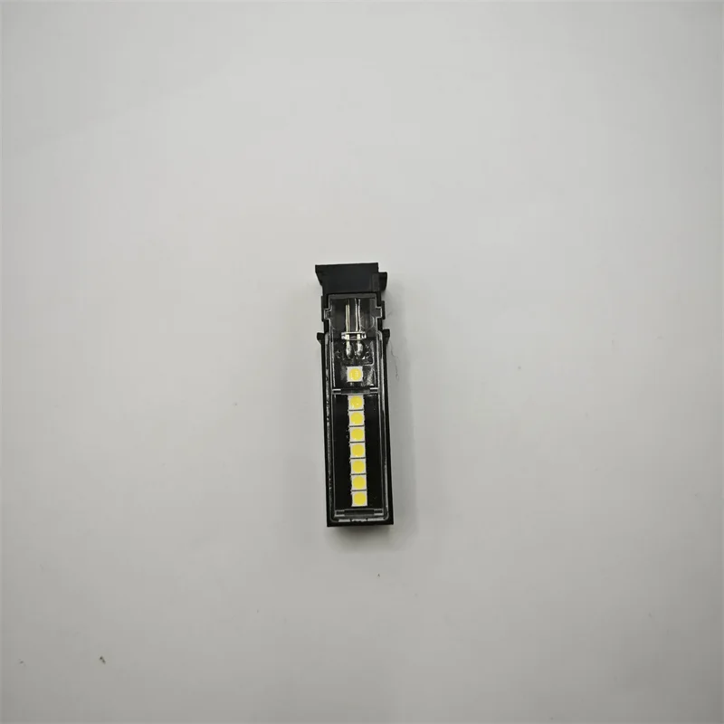 1 Stück LED-Kofferraumbeleuchtung für Toyota RAV4 2026 Weiße LED-Kofferraumleuchte Gepäckraumbeleuchtung Ersatz Auto-Zubehör – Detail 12