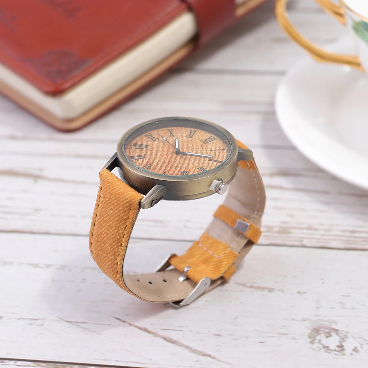 Orangefarbene Canvas-Muster-Quarzuhr, modische Armbanduhr, hochwertiges Material, glattes, leises Uhrwerk, geeignet für jeden Anlass