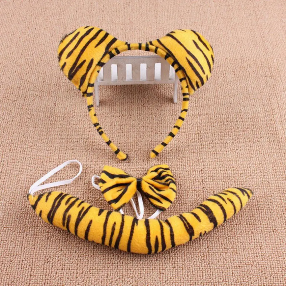 مجموعة ذيل الأذنين القابلة للتمدد من القطيفة للأطفال، عصابة رأس وذيل وربطة عنق للهالوين للأطفال الصغار تحت عنوان