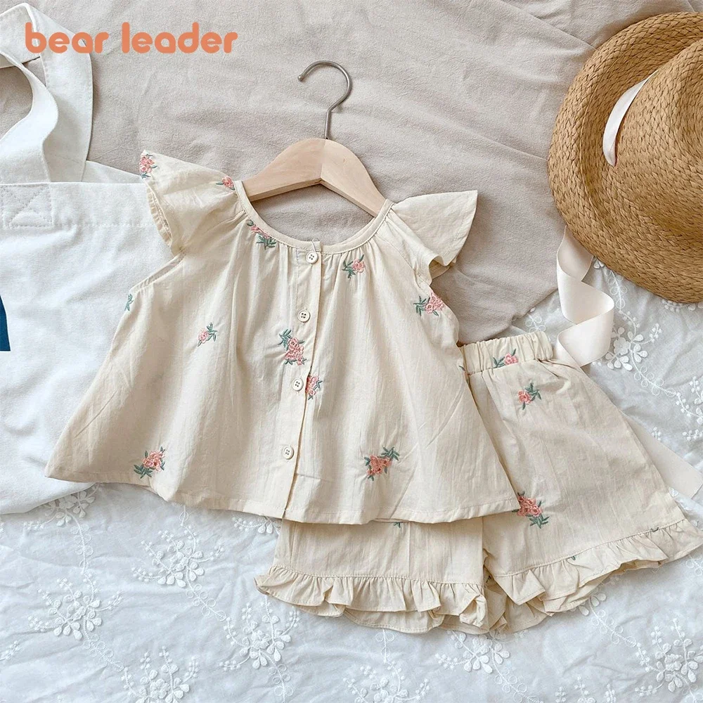 Bear Leader Girls\' Summer Fashion Set Children\'s Flower Print Flying Sleeve Top+Shorts Two Piece Cute Little Girl Refreshing Set