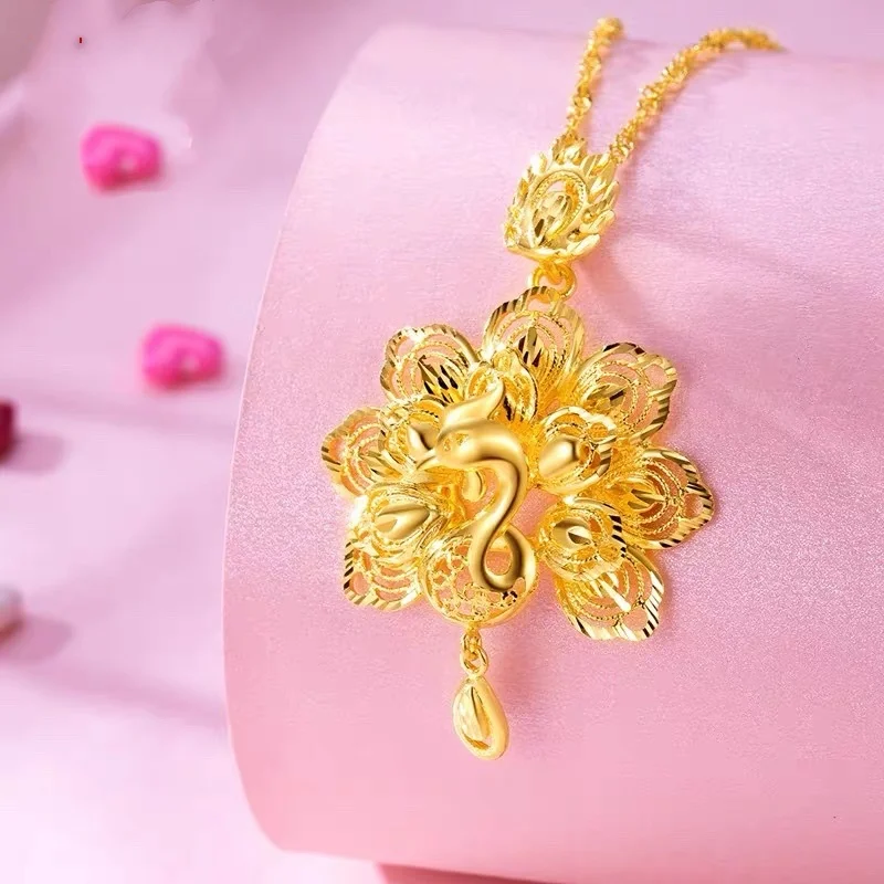 

Hot Selling Sand Gold Necklace Pure Copper Gold Plated Peacock Pendant Korean Fashion Gold Plated Pendant Women Jewelry