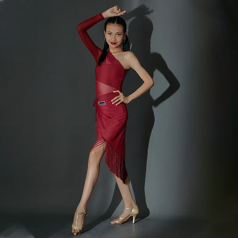

Red Latin Dance Costume Female One-Sleeved Leotard Fringe Skirt Girls Latin Competition Dress Cha Cha Rumba Dance Wear DNV16506