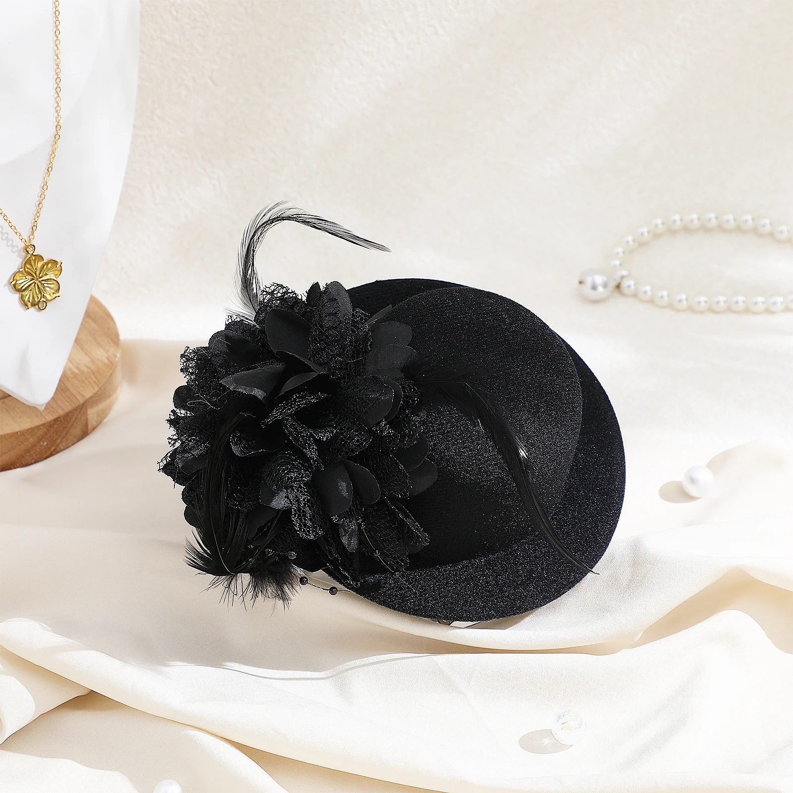 

13Cm Delicate Hair Clip with Net Fabric Elegant Hat Inspired Design for Women Wedding Party Bridal Hair Accessories