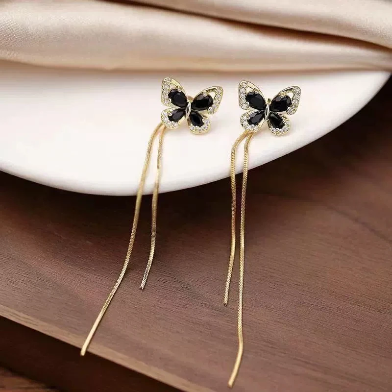 Trendy Long Chain Dangle Earrings for Women Black Crystal Butterfly Drop Earrings Wedding Party Golden Jewelry Gifts