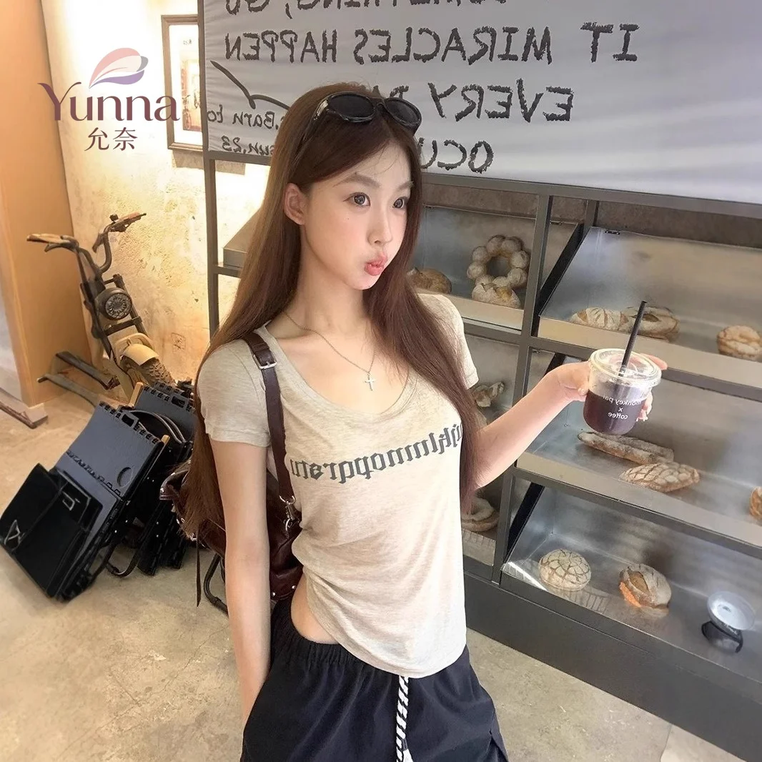 Short Sleeve Women's T-Shirt Trendy Shoulder Unique Attractive Small Top Casual Fashion Essential for Women's Wardrobe