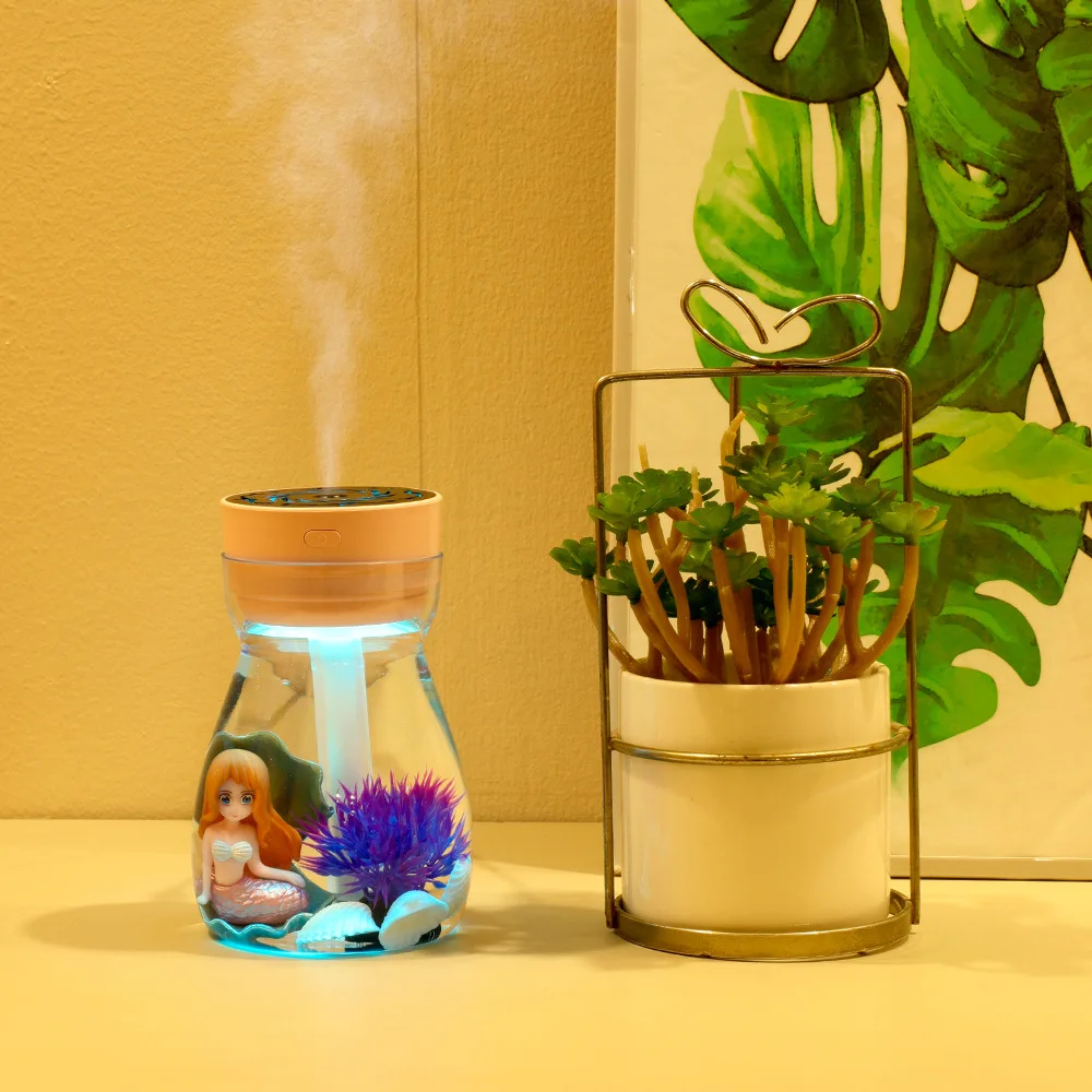 Enchanting 1pc  Humidifier - USB Charged, 380ml, Color-Changing Lights, Quiet Operation for  or Travel, Charming Room Accessory