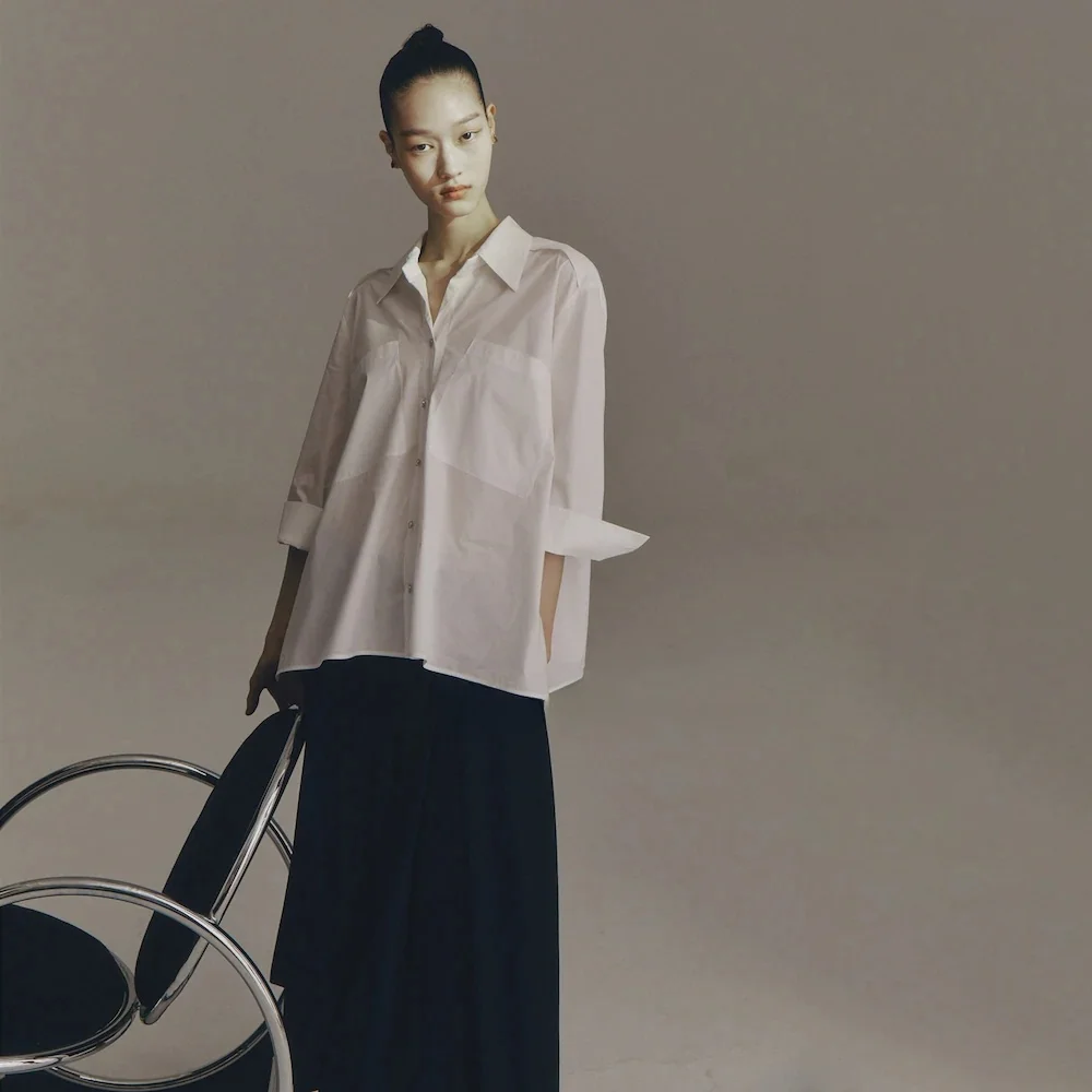 

Business Casual Loose Fit Shirt with Slit Notched Collar Commute Friendly Versatile Slimming Top Small Shirt Blouse