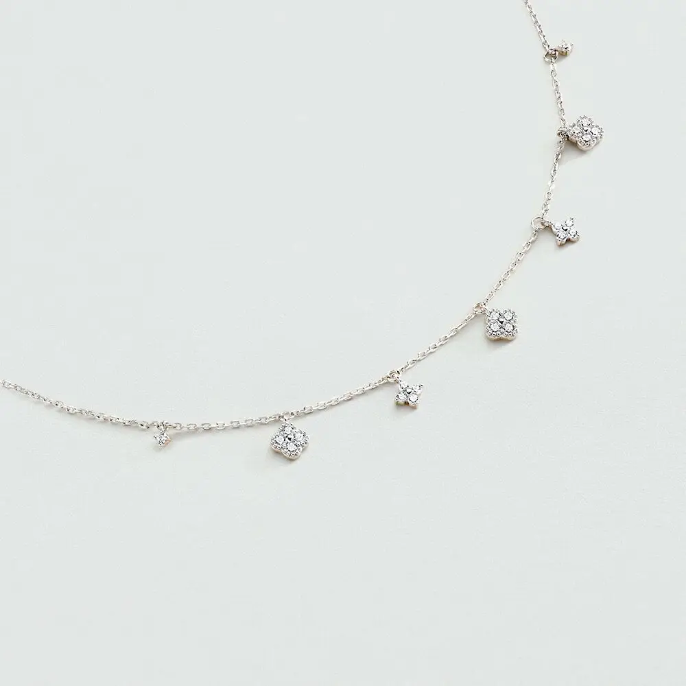 

2025 NEW 925 Sterling Silver Choker Necklace Beloved Crystal Women with Flowers'charms Feeling Whose Petals and The Edges Design
