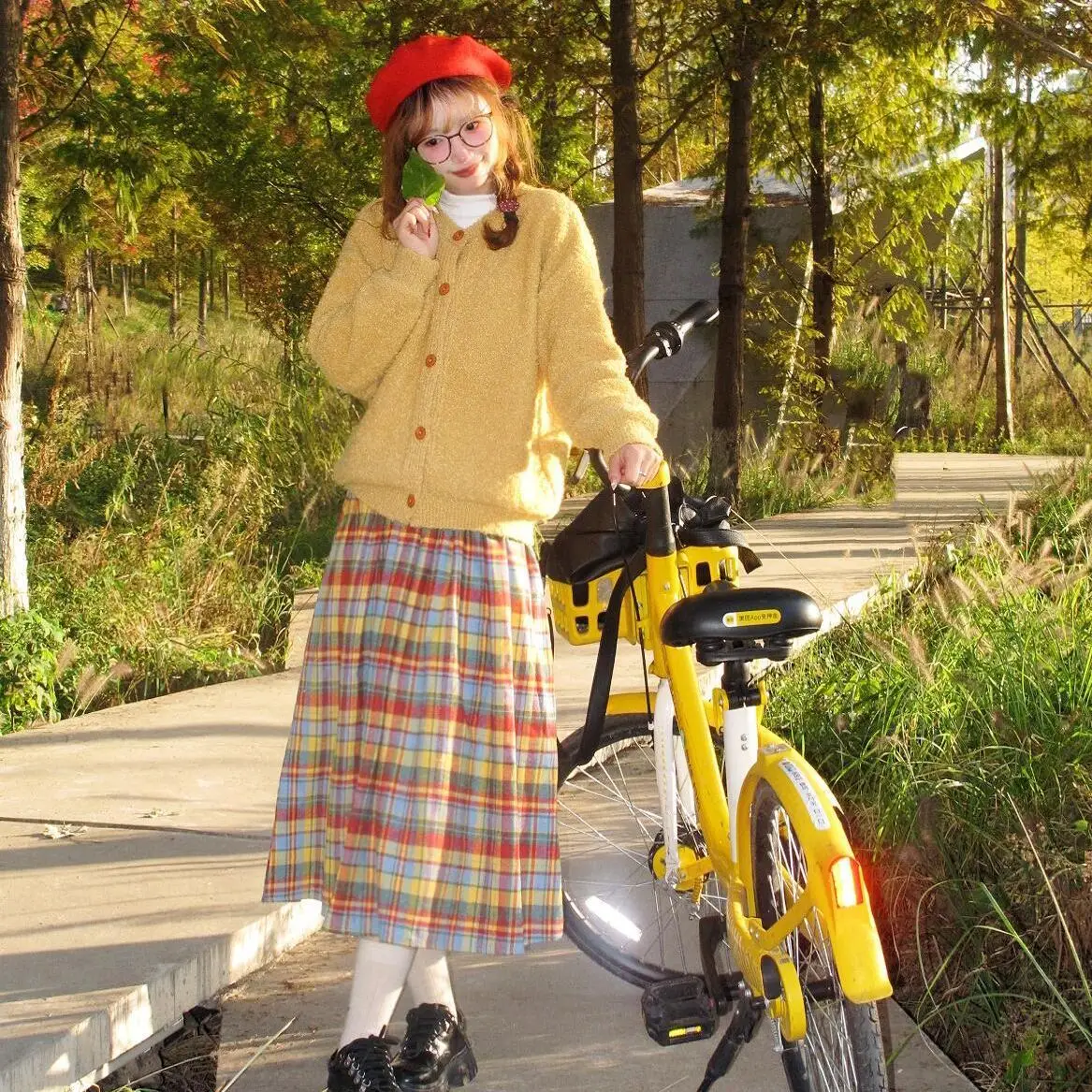 Fall/Winter Skirt Suit College Style Sweater Coat Plaid Contrast High Waist Skirt  Design Sense Niche Two-Piece Suit