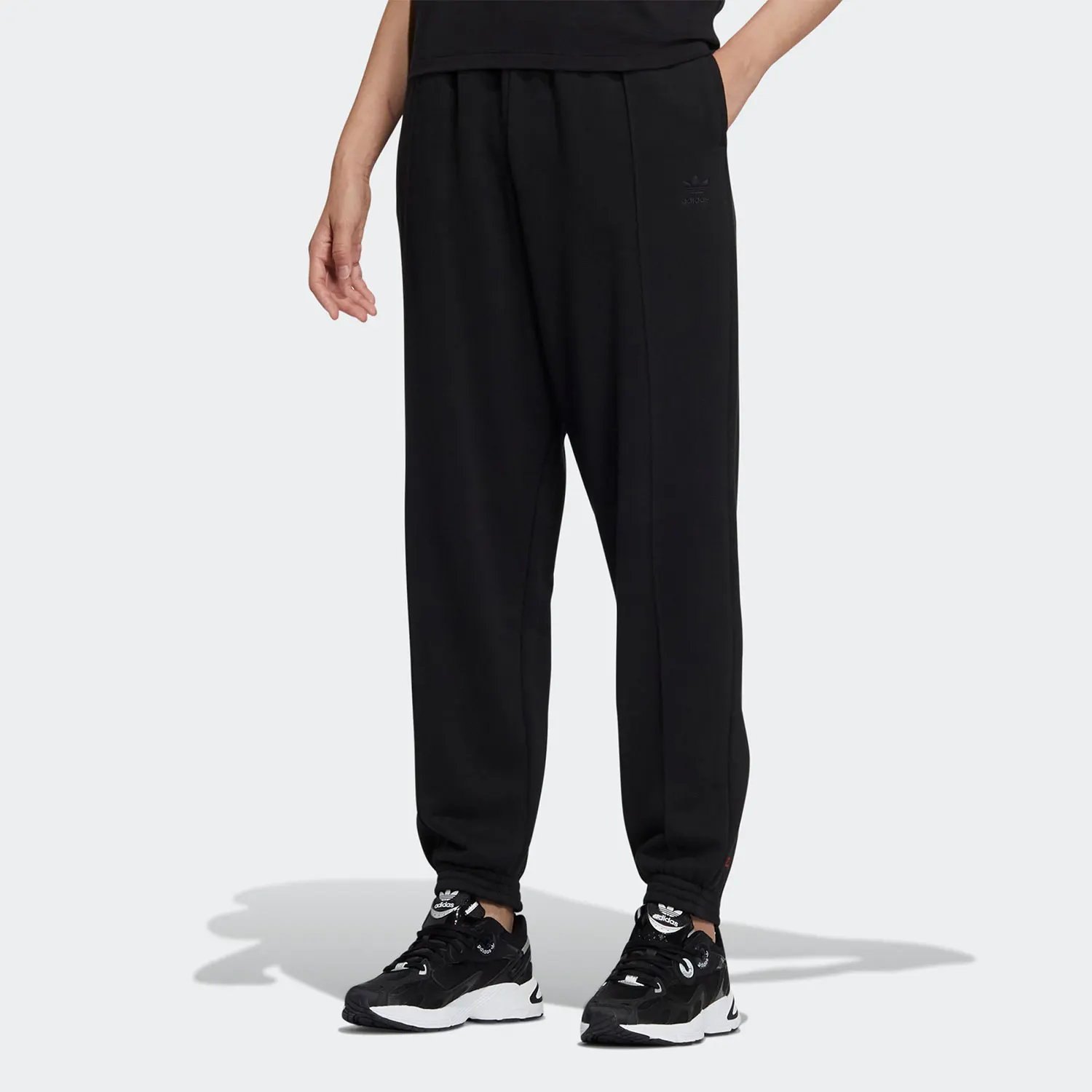 

Оригинальные женские спортивные повседневные брюки Adidas Three Stripes CNY на шнуровке HD0340
