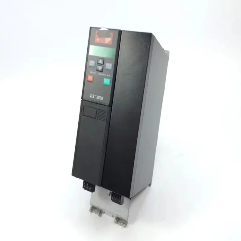 

Совершенно новый 195n1087 Vlt 2800 5,5 кВт/7,5 Vlt2855pt4b20str plc