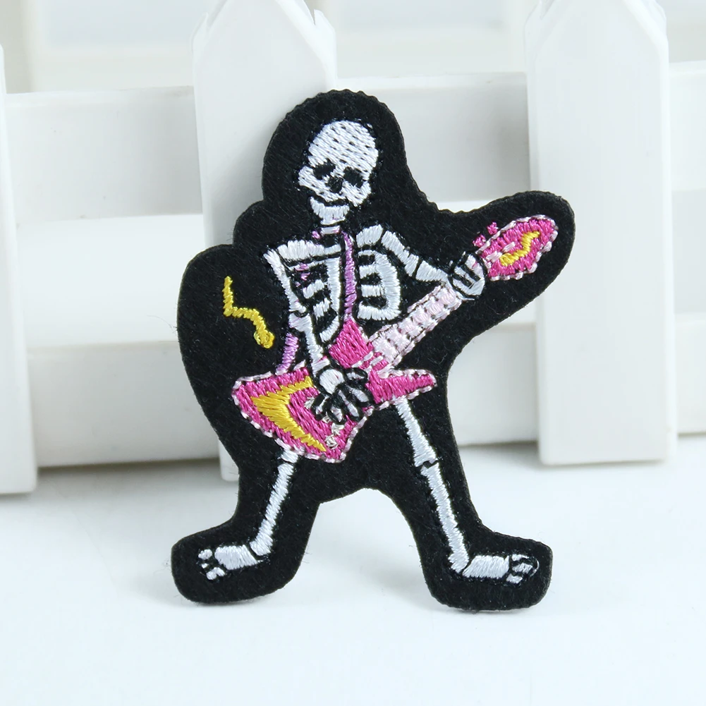 2PCS Guitar Music Skull Patch Embroidered Iron on Applique Skeleton Villain Badge DIY Sewing Fabric DIY Embellishments Patchwork
