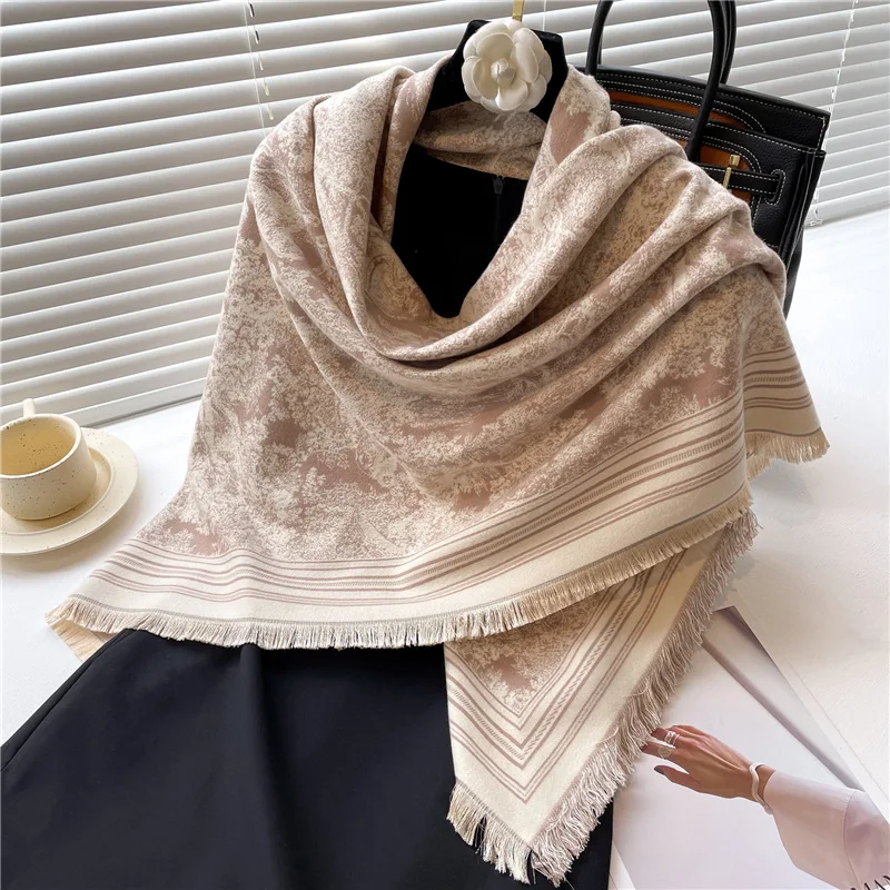 

New Women Large Square Scarf 125x125cm Tassel Color Match Shawls Autumn Winter Thickening Warm Vintage Wraps Imitation Cashmere