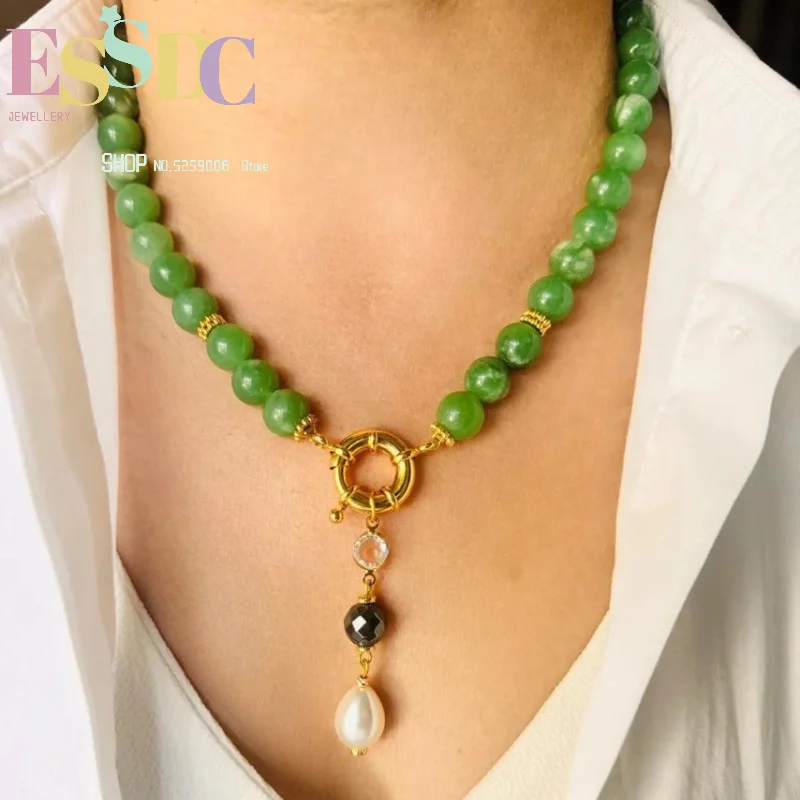 Luxurious quality jewelry retro and elegant green pendant necklace the first choice necklace for banquets and parties