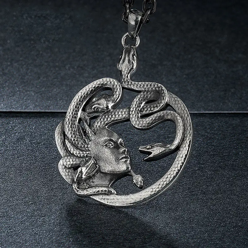 American Snake Woman Pendant Necklace for Men's Retro Making Old Craftsmanship Personalized Hip Hop Punk Style Trendy Pendant