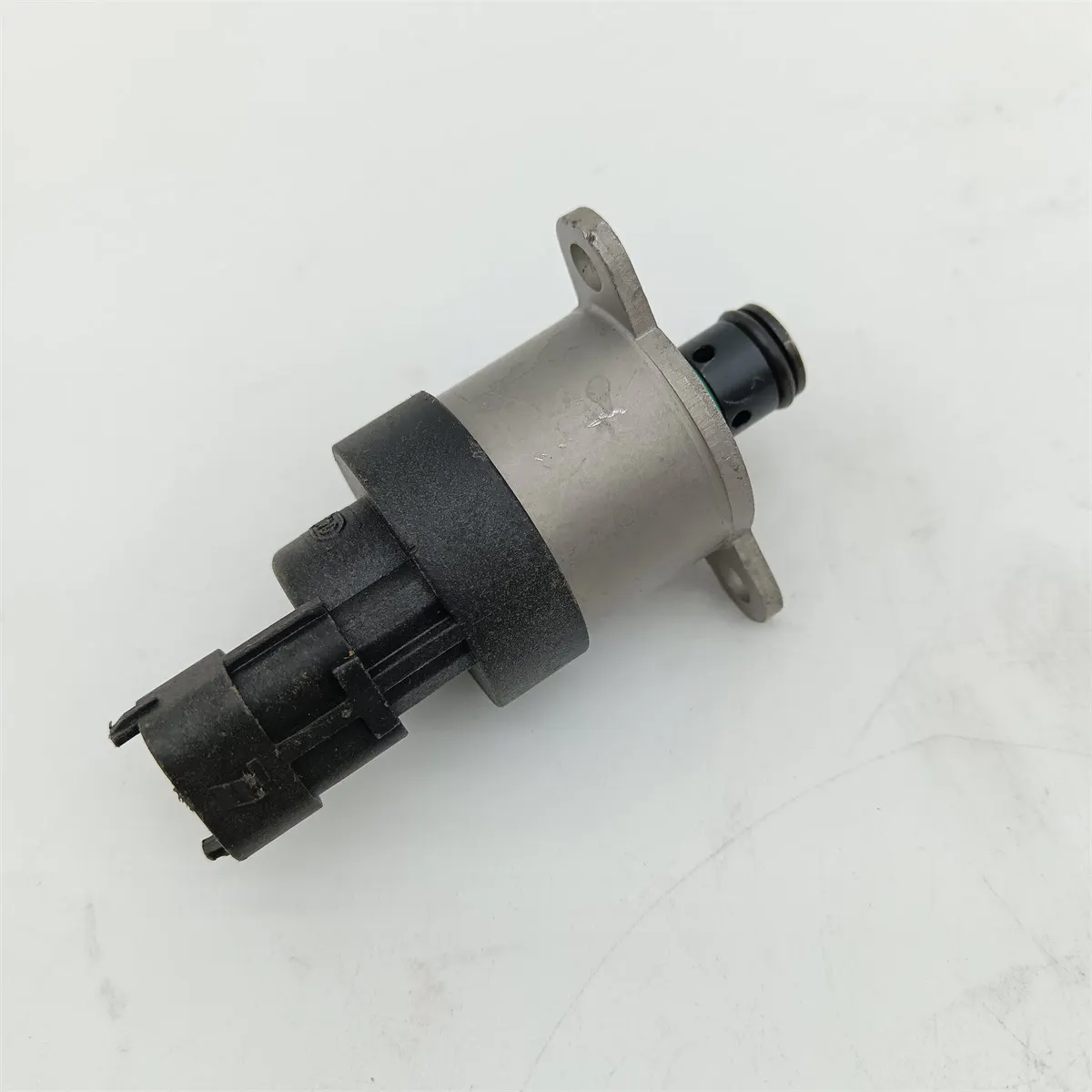 High Quality Parts Fuel Pump Pressure Regulator Valve  0928400617 30731748 For  Construction Machinery