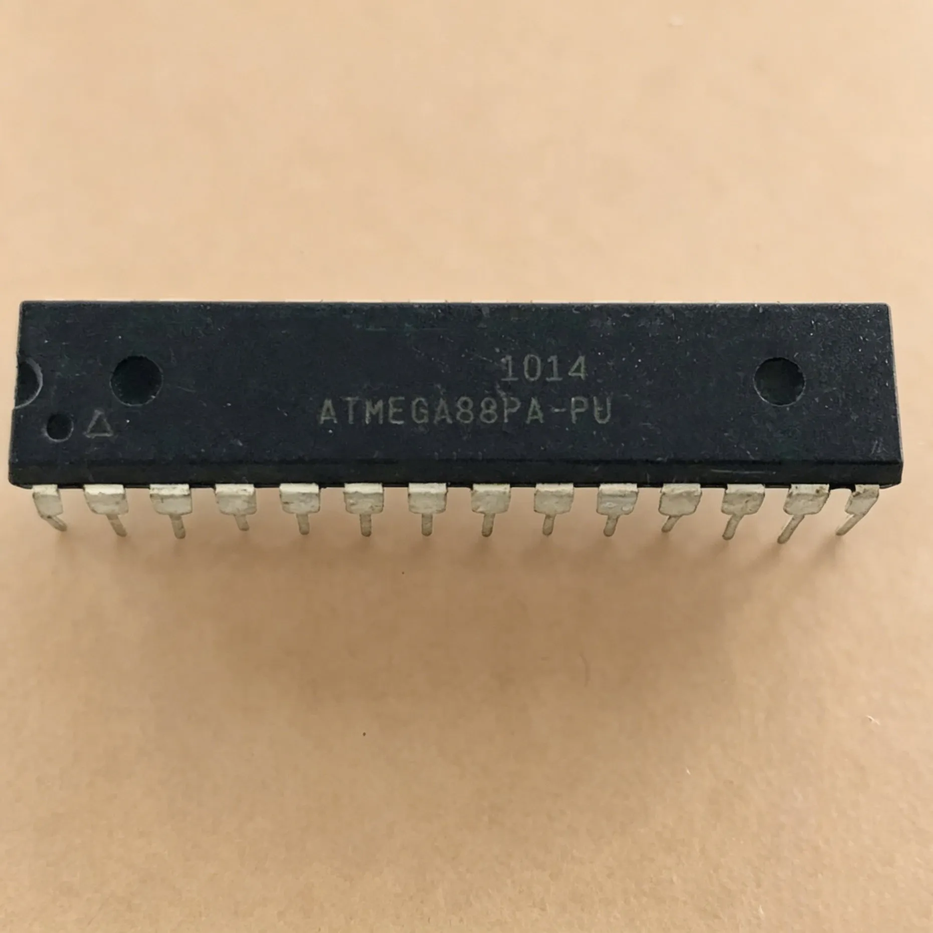ATMEGA88PA-PU ATMEGA88-20PU DIP-28 ATMEGA88V-10PI ATMEGA88 In Stock 1PCS