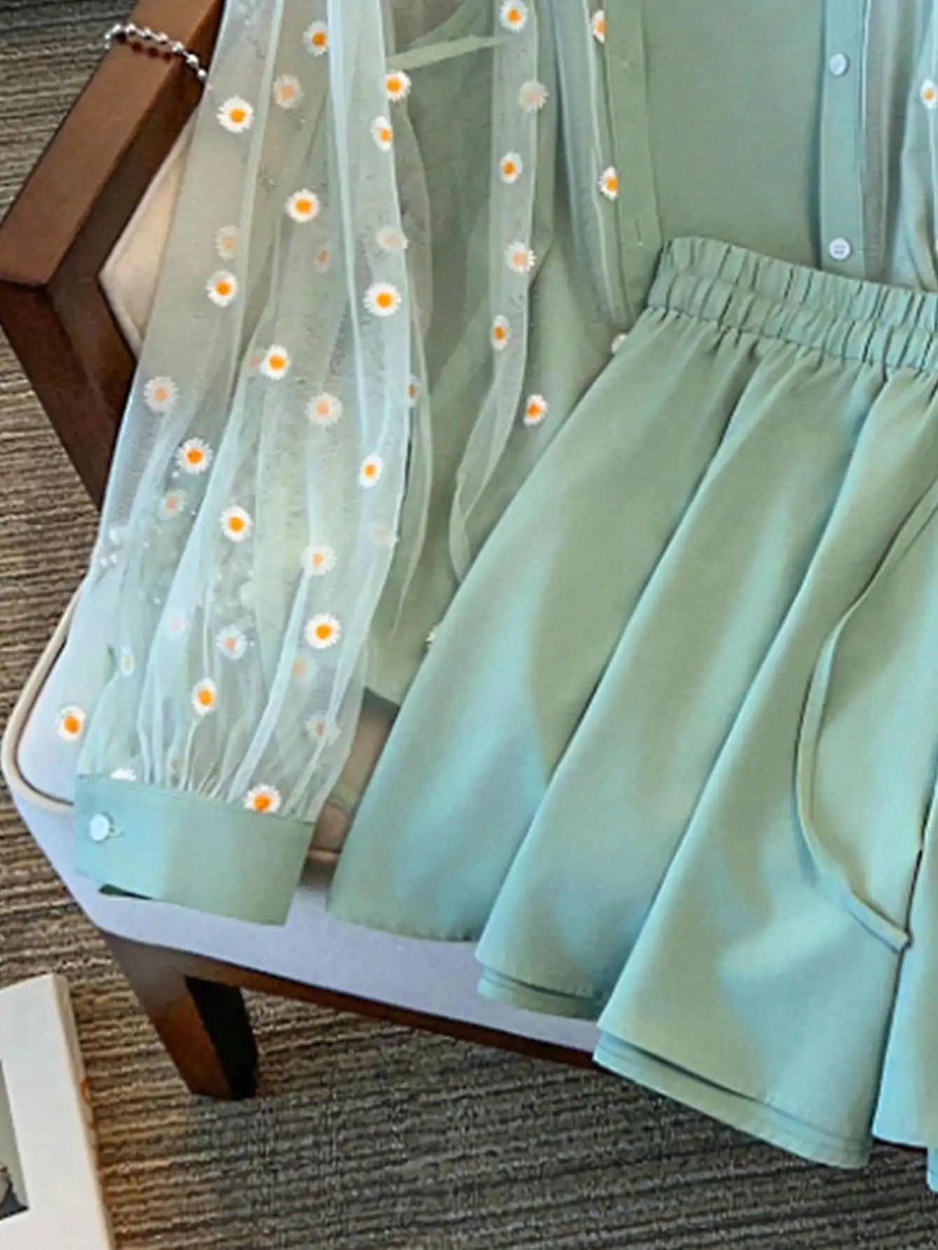 데이지 프린트 메쉬 오버레이 3피스 세트: 여성용 루즈 셔츠, 캐미솔 & 반바지, 봄 여름 캐주얼 의상