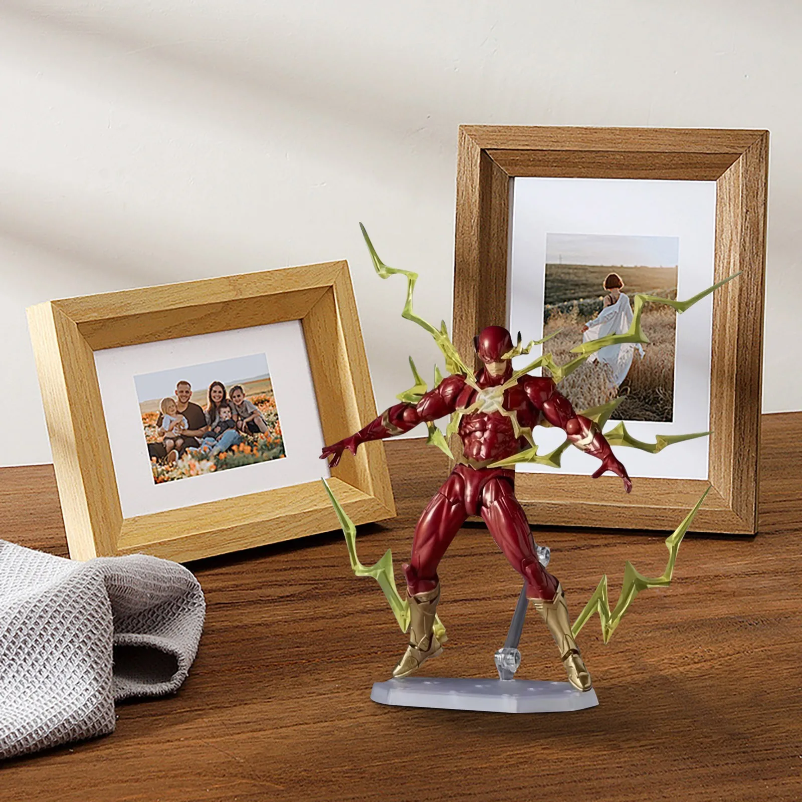

New Amazing Yamaguchi Flash-Man Action Figure PVC Movable Collectible Toys Revoltech Flashpoint Figures Model Creative Gift