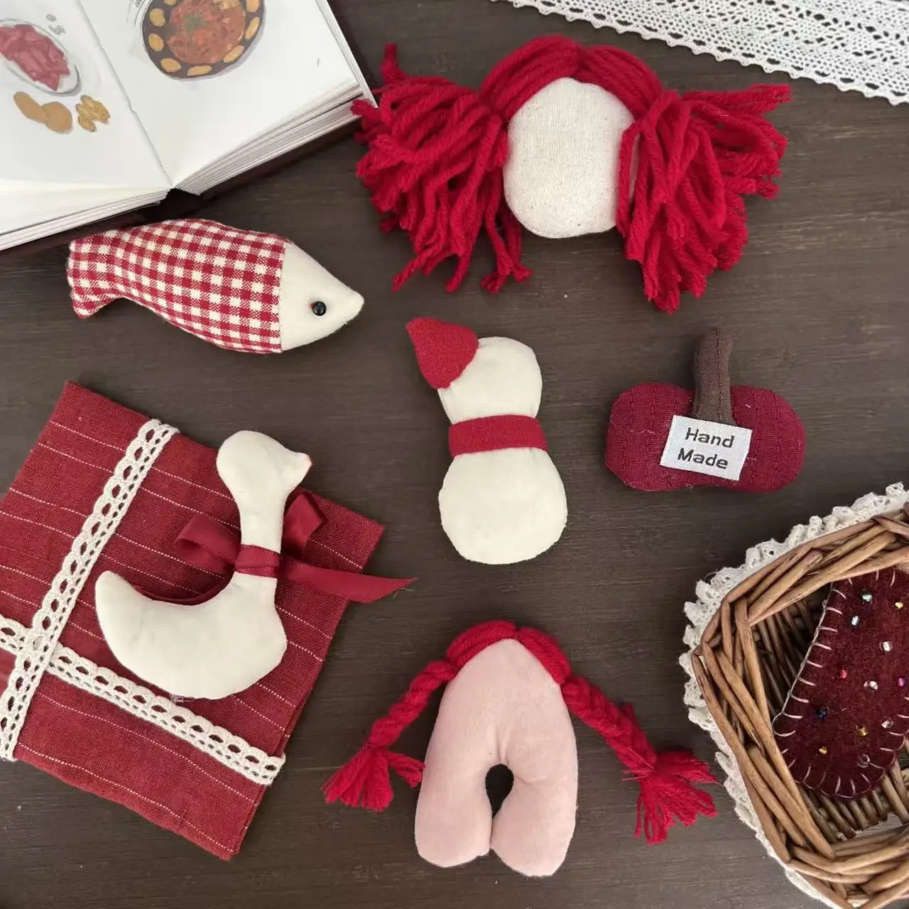 

DIY Fabric Brooch Cartoon Doll Cotton Filled 3D Embellishment for Children Clothing Shoes Socks Hair Clip Soft Sturdy