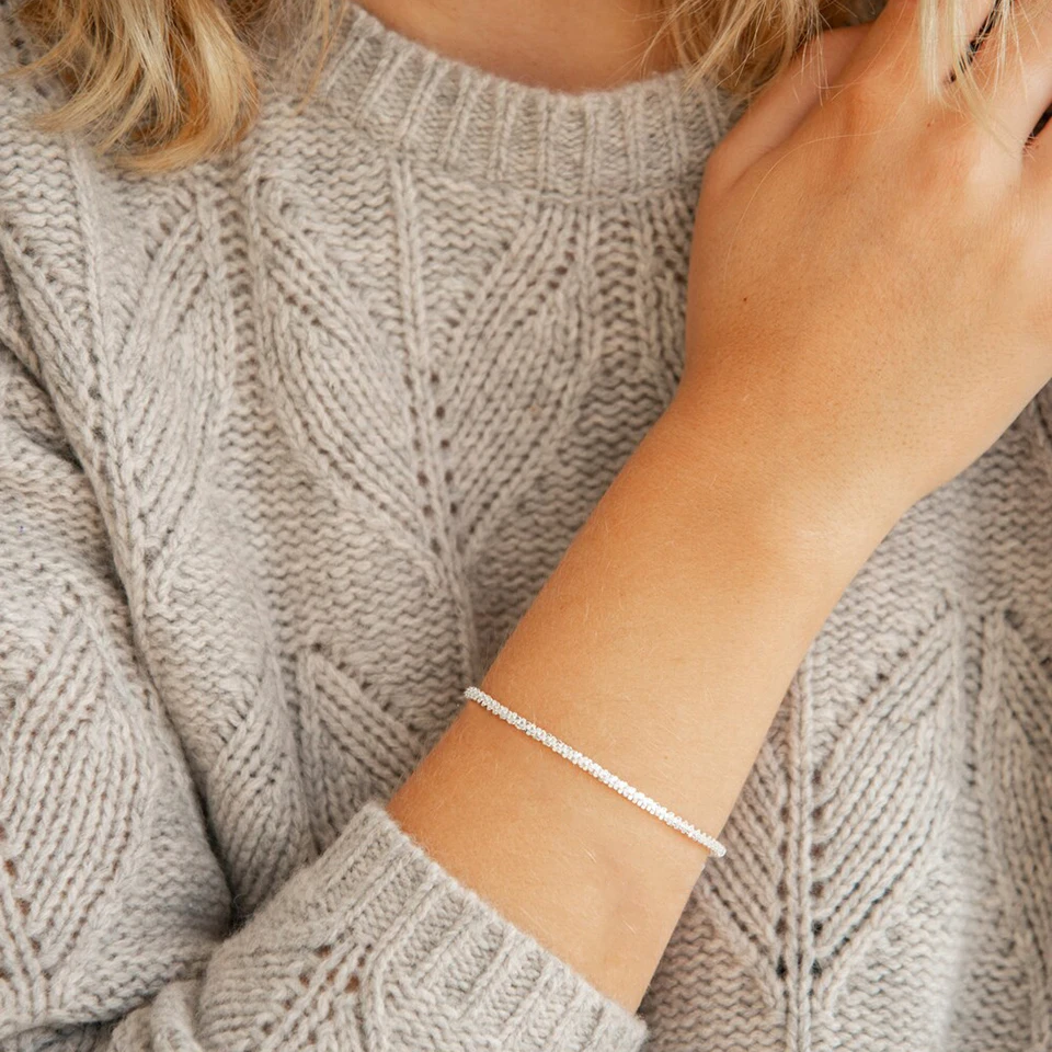 EMANCO Silberfarbene Gedrehte Kette, Funkelnde Seilkette, Verstellbares Armband für Damen, Edle Modeschmuck, Hochzeits- und Partygeschenk – Detail 6