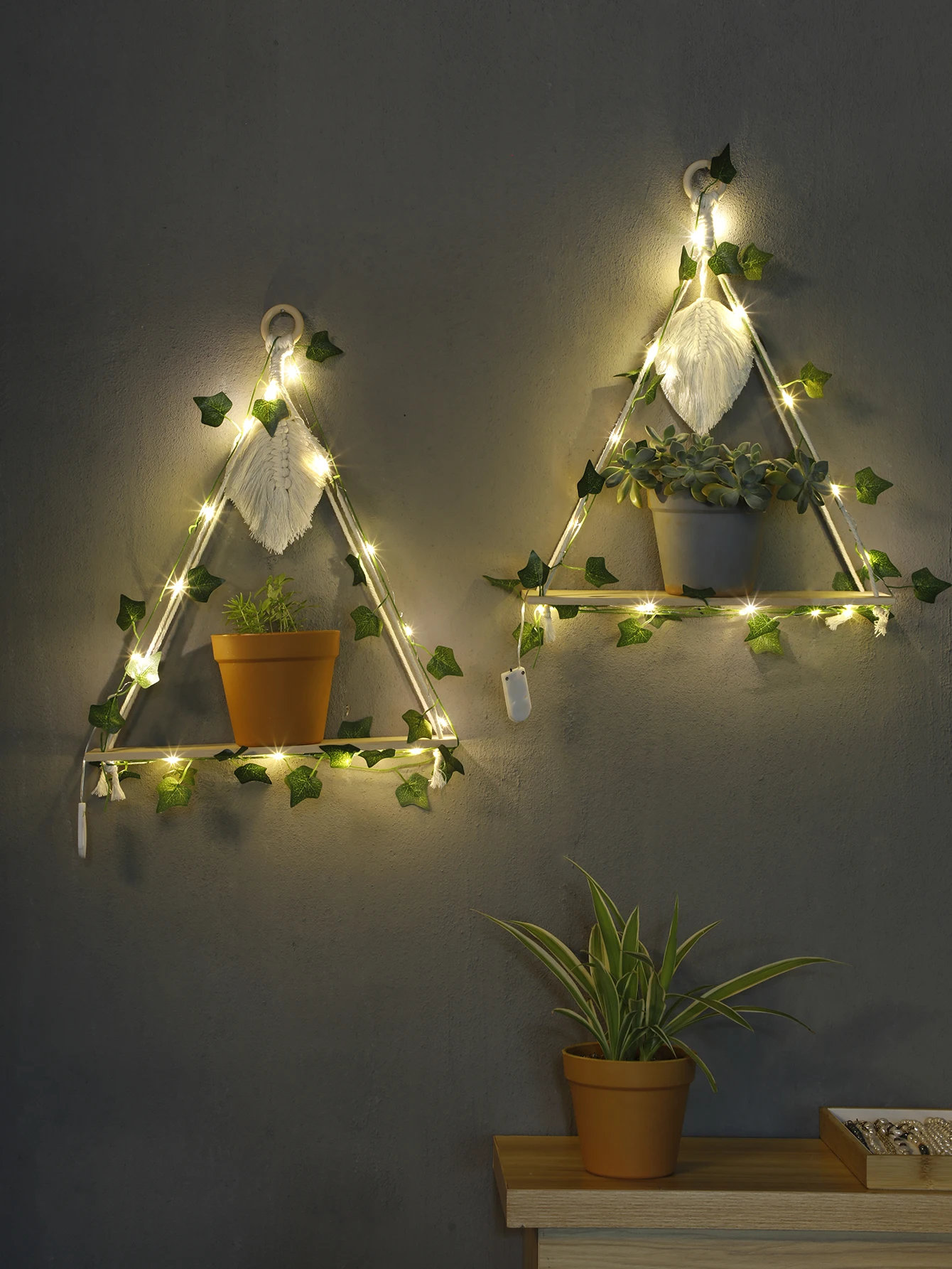 Wood Shelf With White Fringed leaves Hanging Decoration LED Shelf Decor Floating Wall Shelf Floating Shelves Wall Display Stand