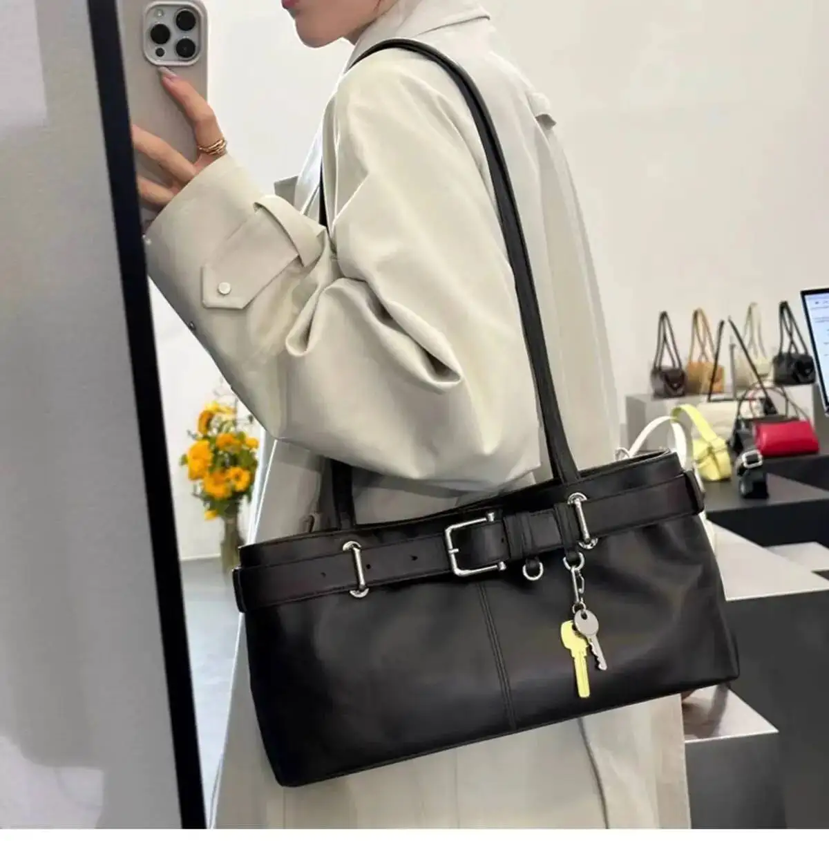 Bloom High Street White Shoulder Bags Women Hot Girls Leather Y2k Handbag Ladies Retro Moto Biker Underarm Bag Bolsos De Mujer