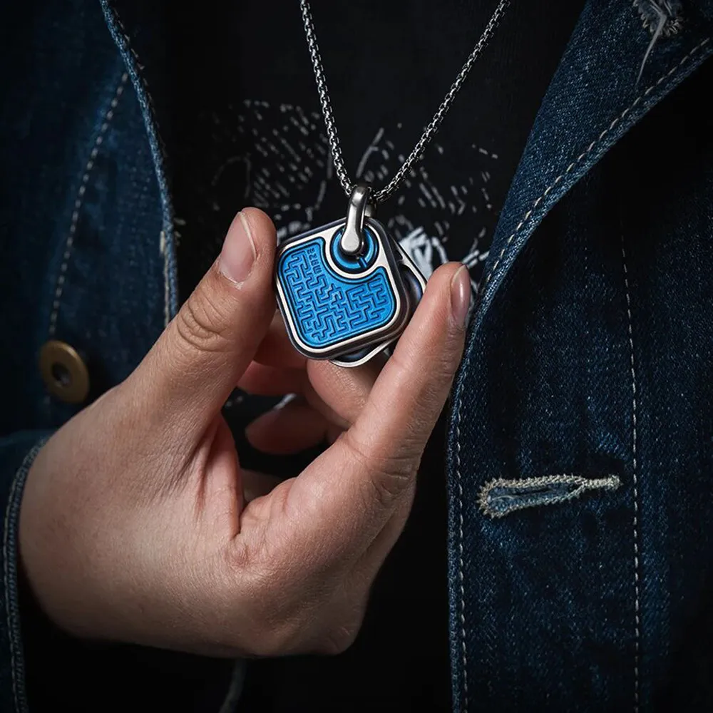 01EDC Puzzle Meccanico Portatile a Cubo Piccolo 'One Bite French Toast' con Pendente, Gioco Antistress Scorrevole da Dito