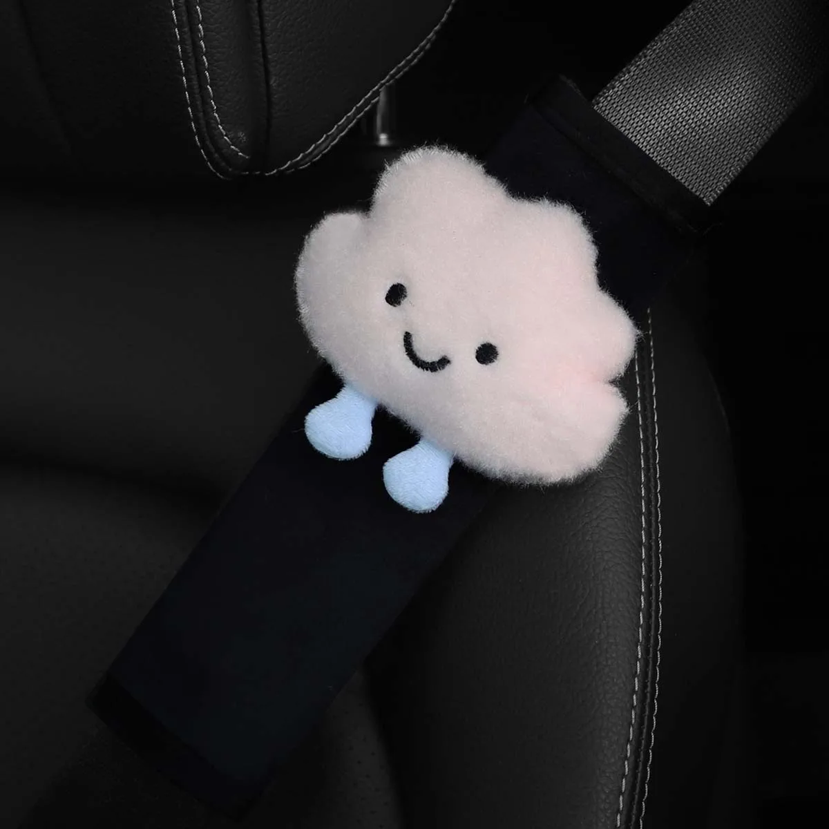 Wolkenförmiger Plüsch-Auto-Schulterbezug für Babys, weicher, bequemer Sicherheitsgurt, verziert mit Baby-Spielzeugauto-Dekorationsartikel