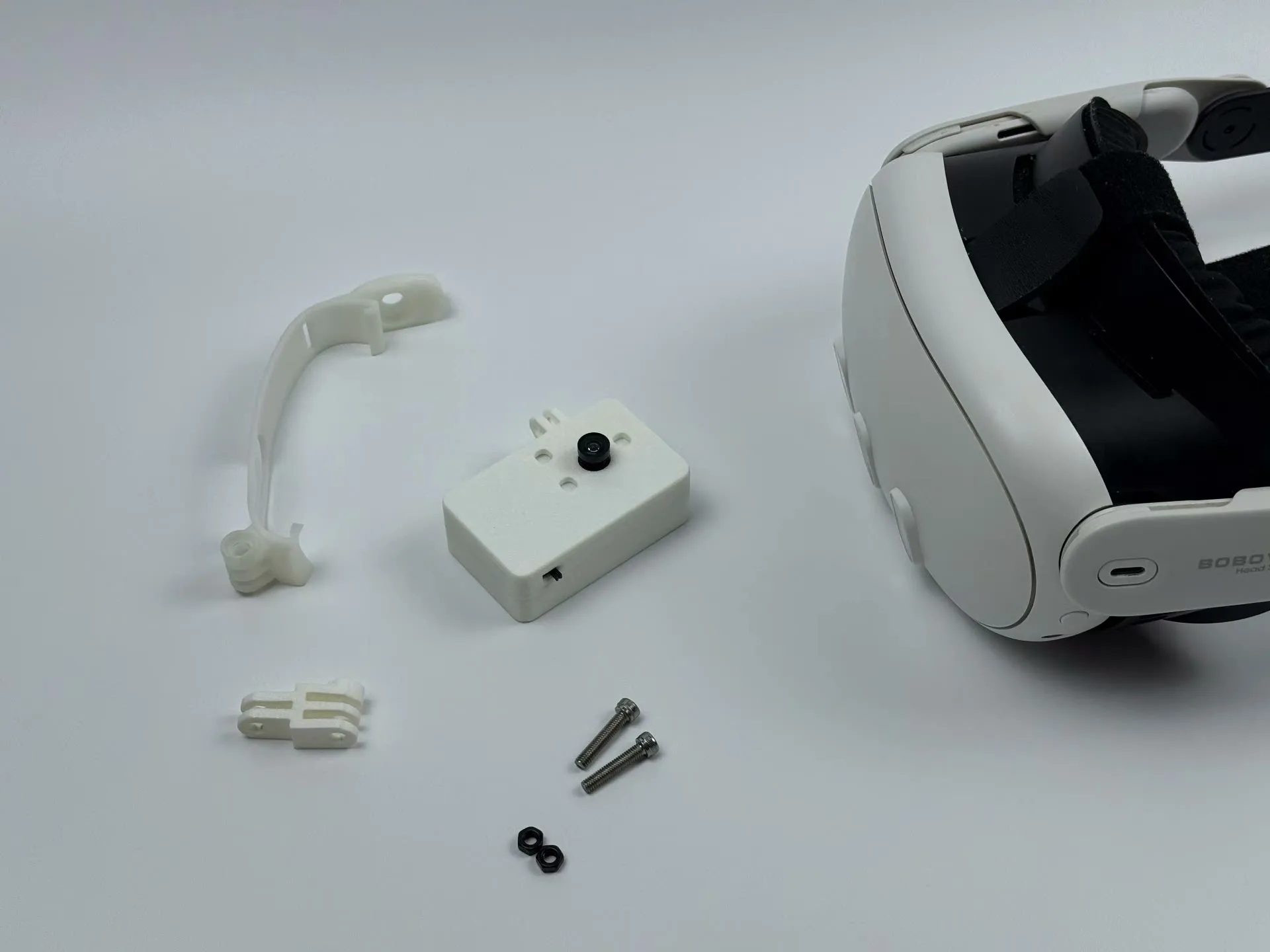 VR Facial Tracker for Meta Quest 2/3 & Pico 4, 63g Wireless/Wired