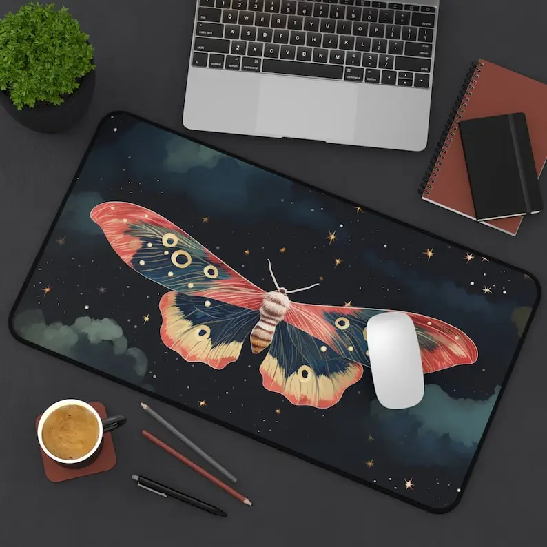 

Peach Fuzzy Moth Pattern Mousepad,non-slip and Waterproof Mouse Pad,office Gaming Desk Decoration Mat, Perfect Gift for Friends.