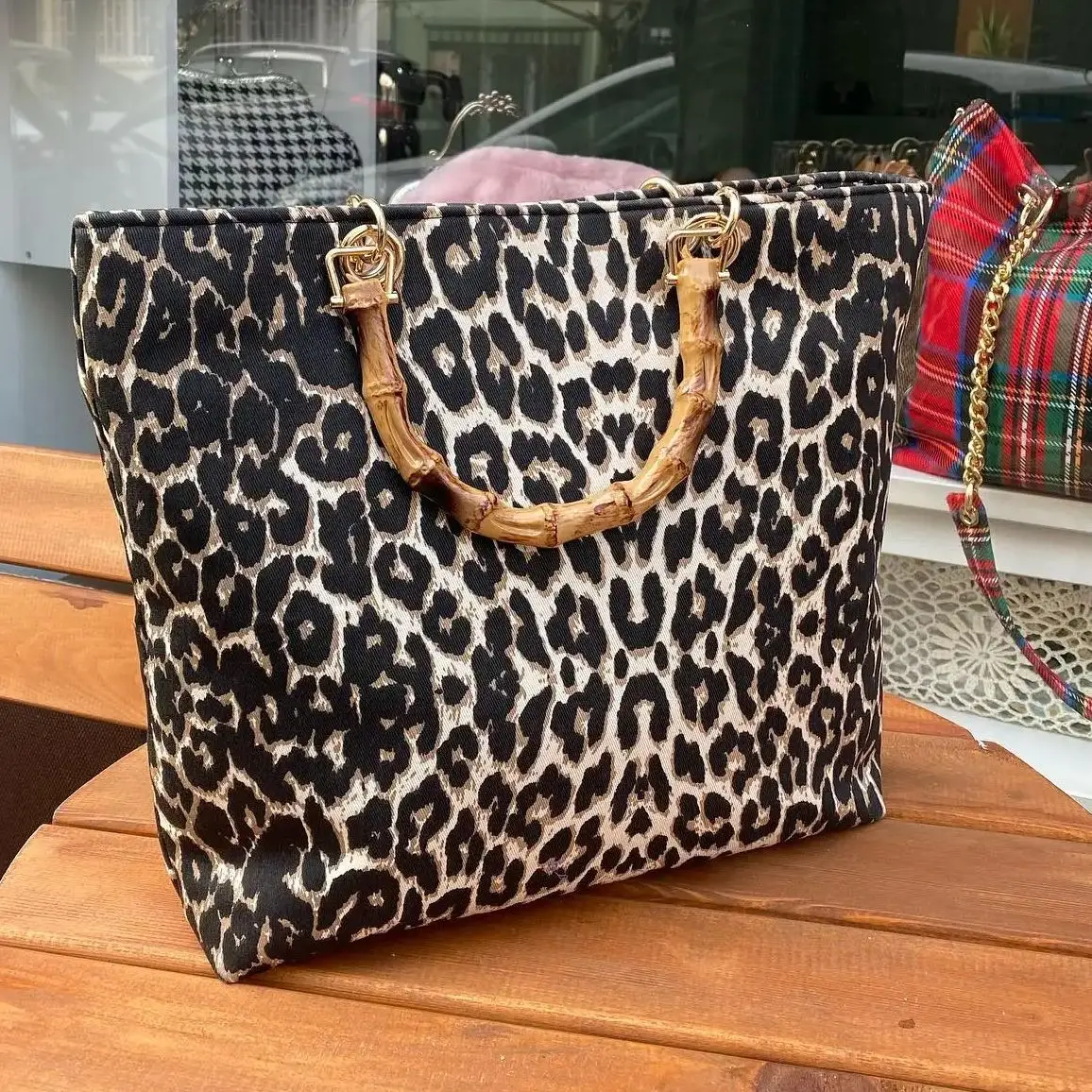 Lost In Vintage Leo… - image