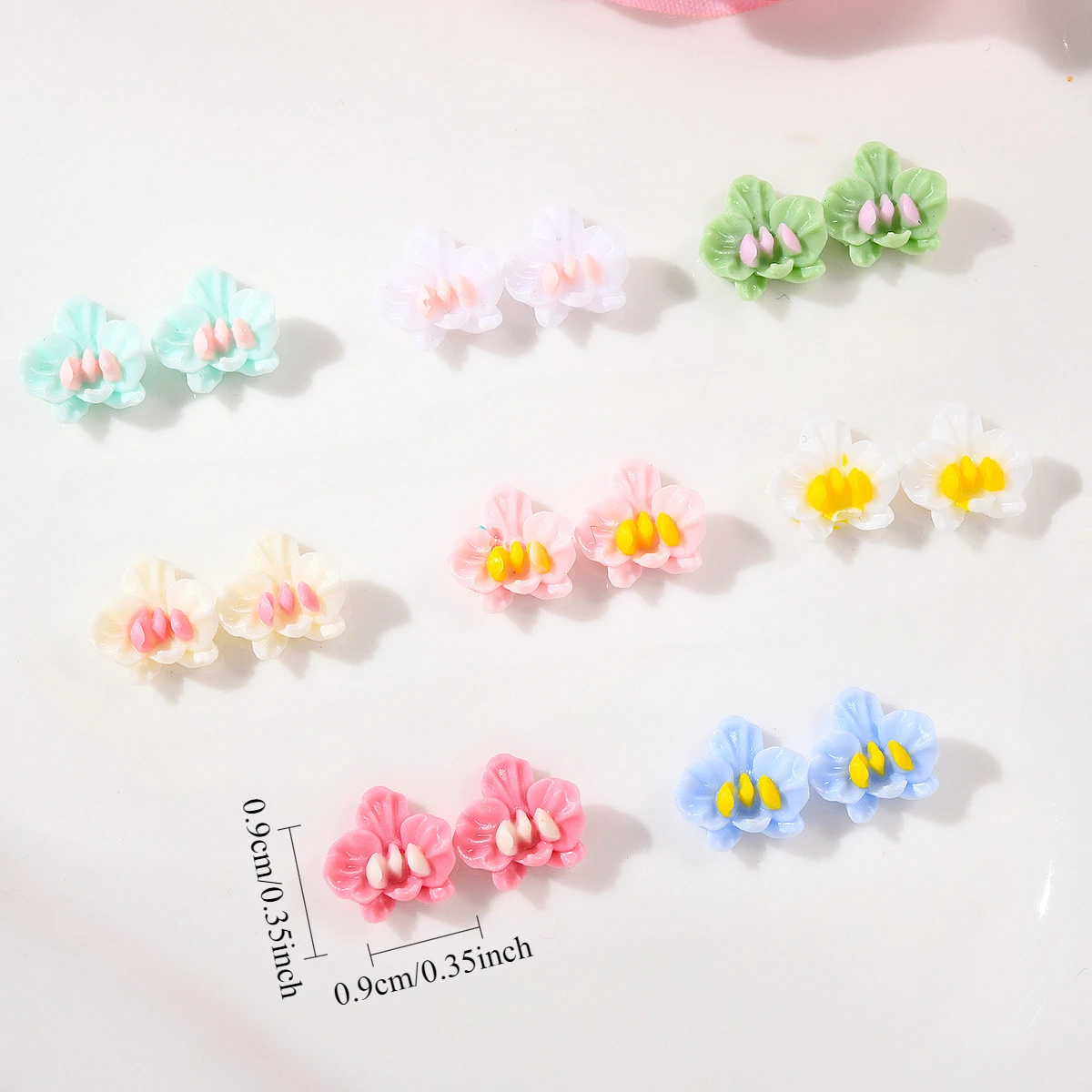 50 stücke Harz Leuchtende Bunte Blume Form Nail art Schmuck Haarnadel Ohrringe Handy Fall Material Diy Dekoration Zubehör